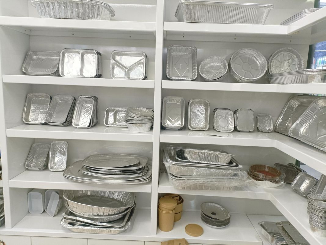 Κατάλληλο για κουτιά με φαγητό από αλουμίνιο σε βιομηχανία εστίασης, εξατομικευμένη εξυπηρέτηση, με πάνω από δέκα χρόνια επαγγελματικής υποστήριξης εργοστασίου