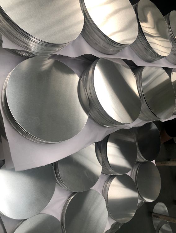 Consistent Silvery Aluminum Circles 1050 80-1600MM for Decorative Lighting